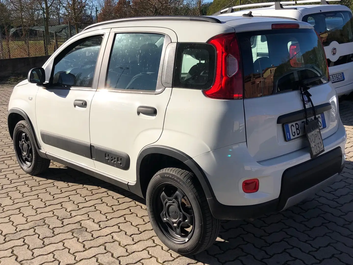 Fiat Panda Panda 0.9 4x4 t.air t. 4x4 s Weiß - 2