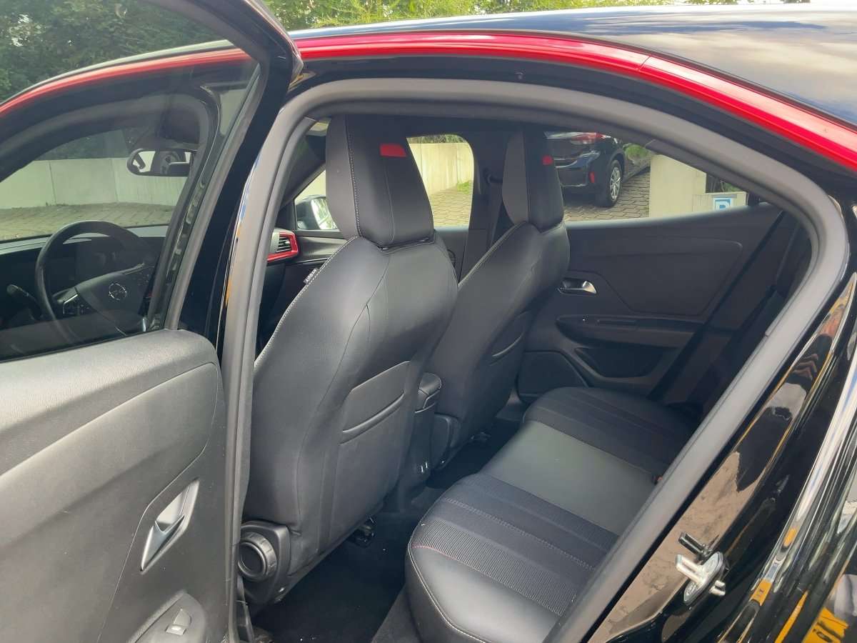 Opel Mokka E