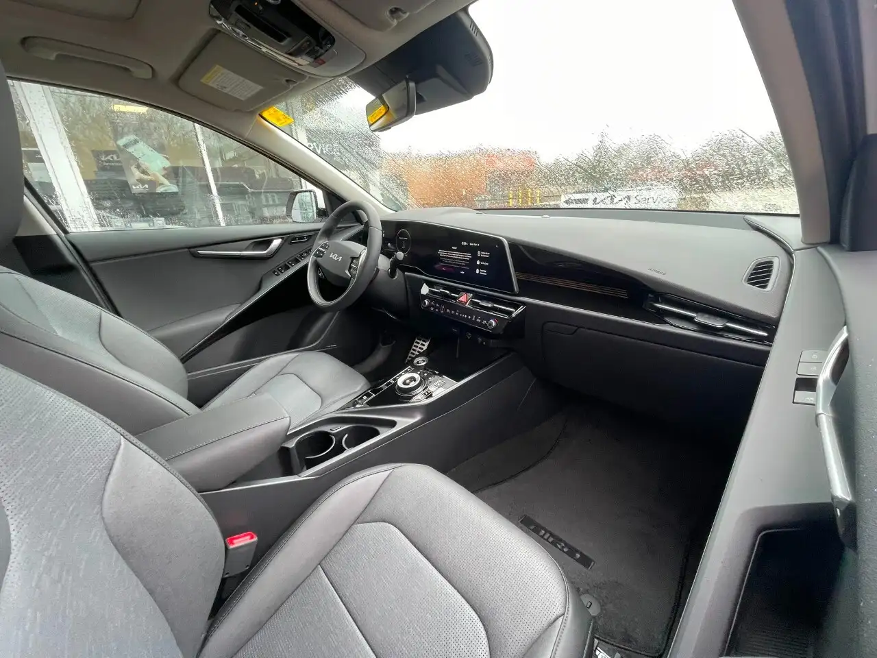 Kia Niro снимка Kia Niro