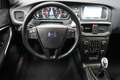 Volvo V40 Cross Country 1.6 D2 NAVI CLIMA PDC CRUISE LMV etc. Zwart - thumbnail 3