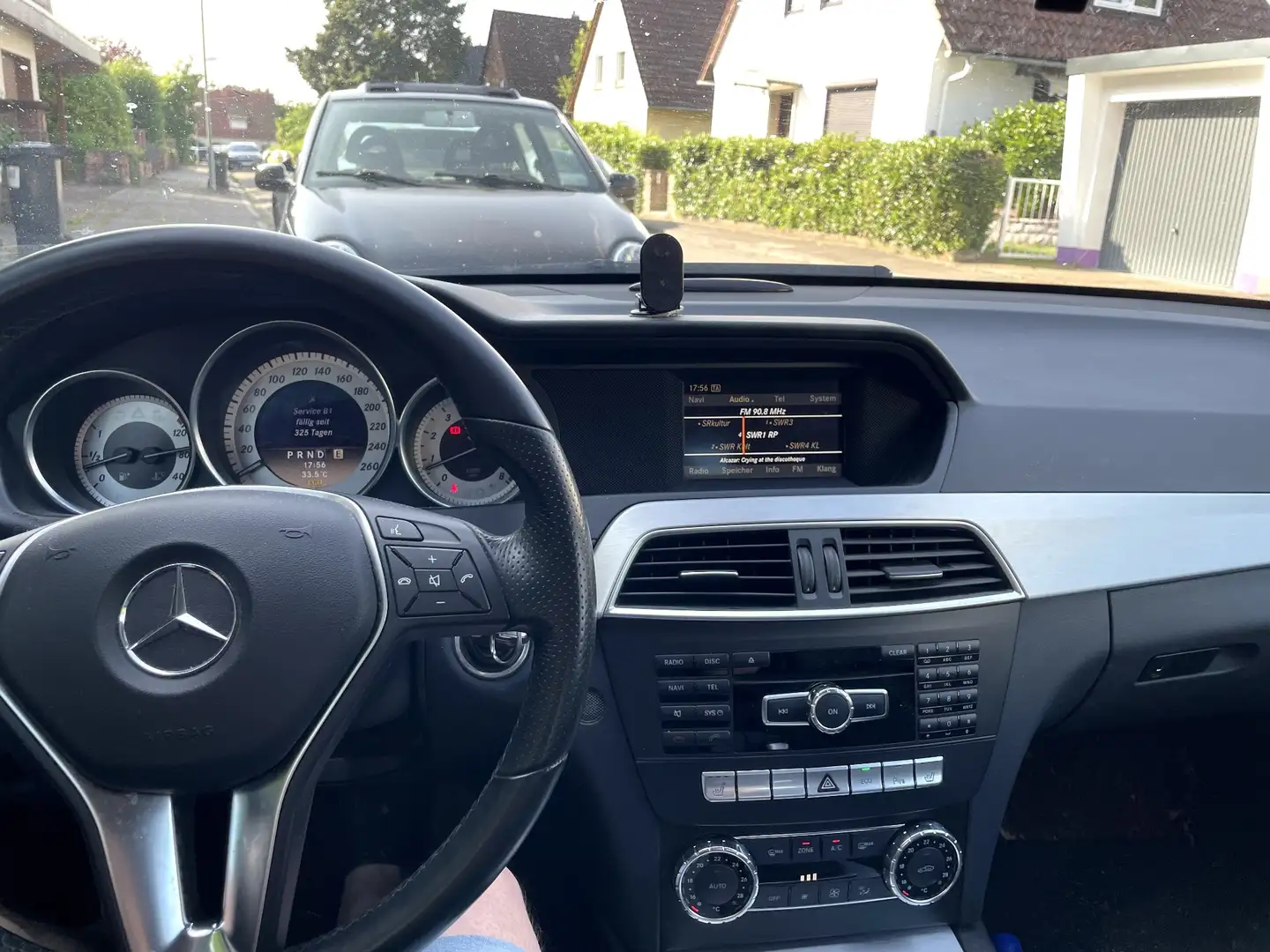Mercedes-Benz C 180 C 180 Coupe (BlueEFFICIENCY) 7G-TRONIC Grau - 2