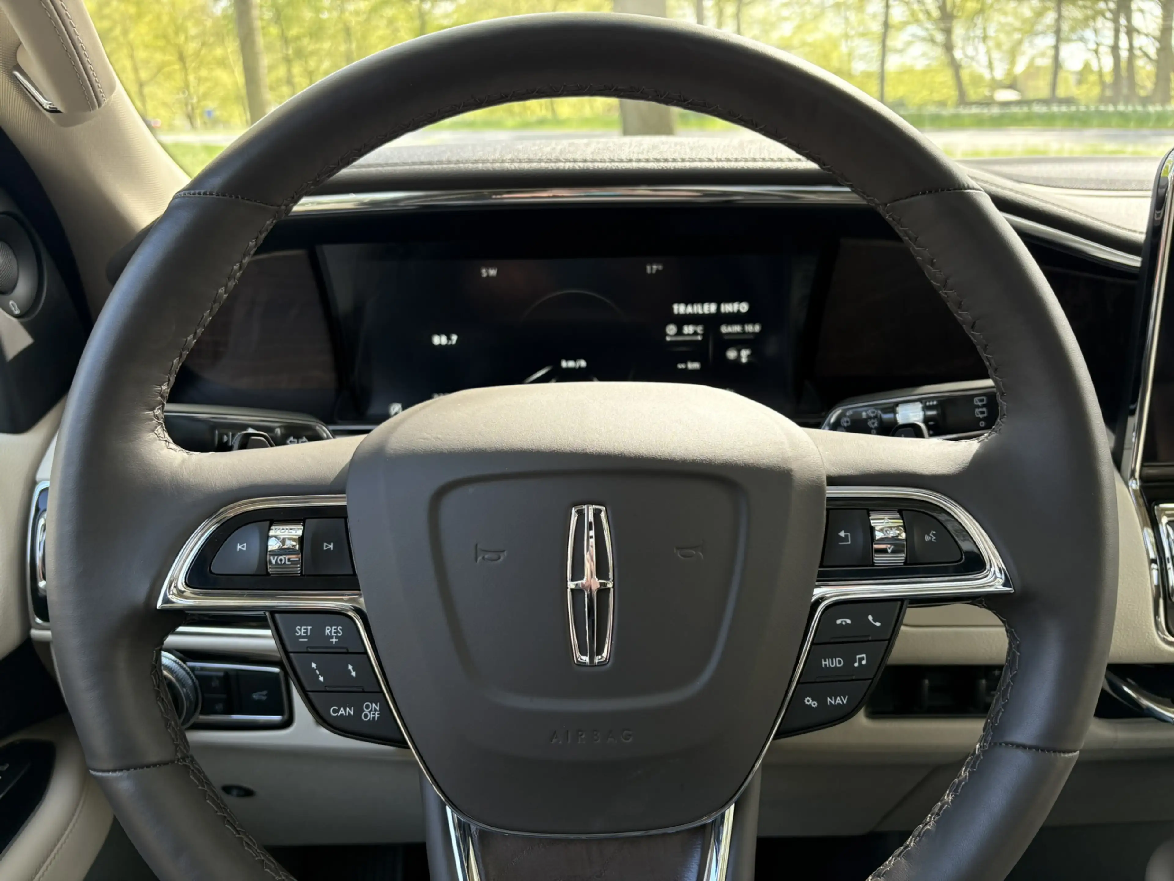 Lincoln Navigator 3.5TT AWD Reserve Lang 7-P — photo 9