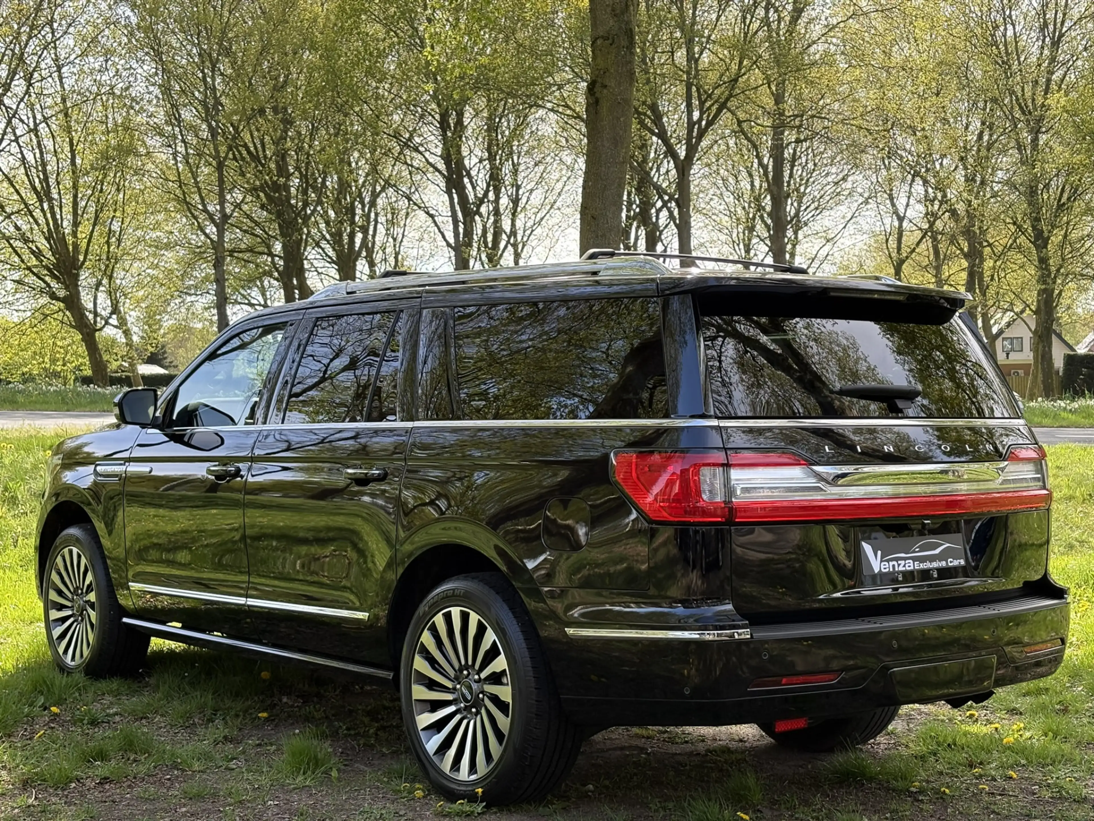 Lincoln Navigator 3.5TT AWD Reserve Lang 7-P — photo 4