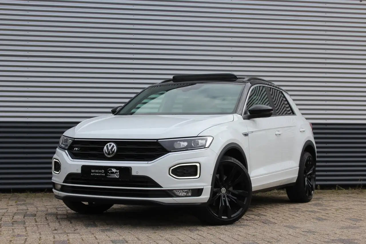 Volkswagen T-Roc 1.5 TSI 3x R-Line | Panoramadak | Virtual cockpit — photo 1 of 40
