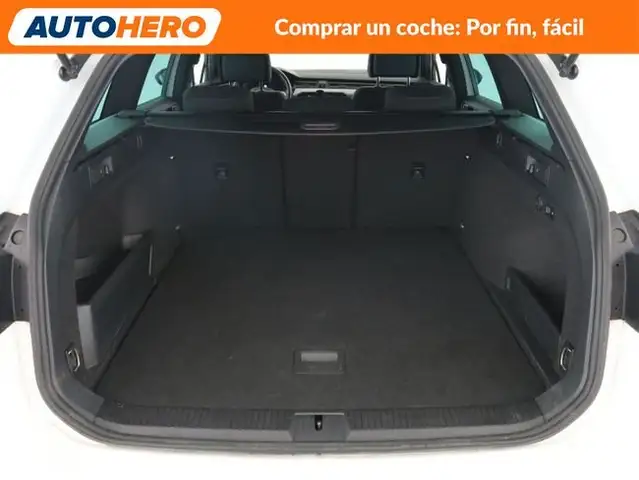 Volkswagen Passat view 18