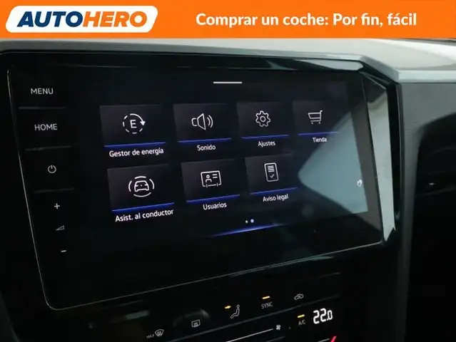 Volkswagen Passat view 25
