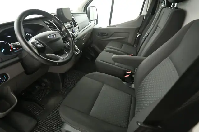 Ford Transit view 22