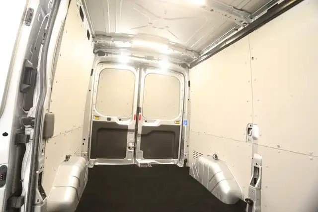 Ford Transit view 24