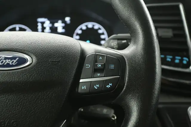 Ford Transit view 17