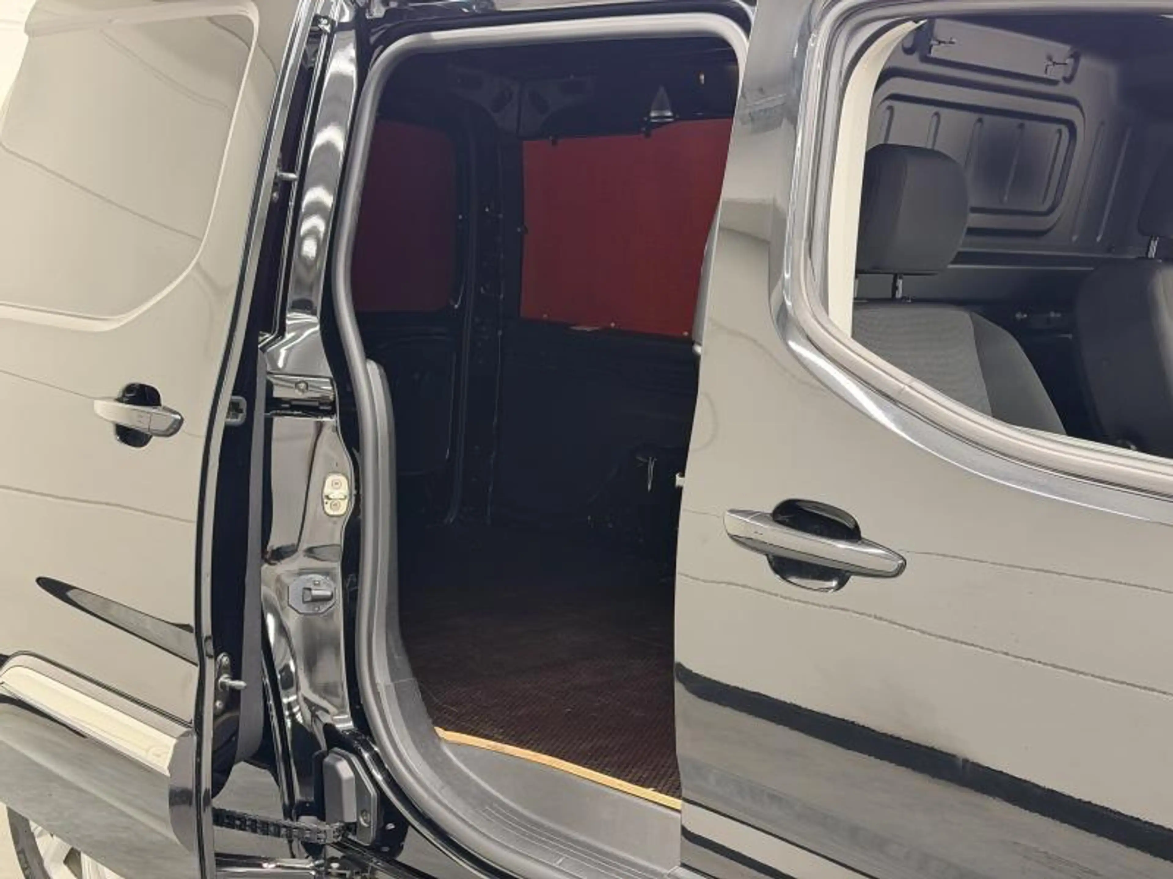 Toyota Proace City LWB Comfort + Tech Pack + Automaat — photo 11
