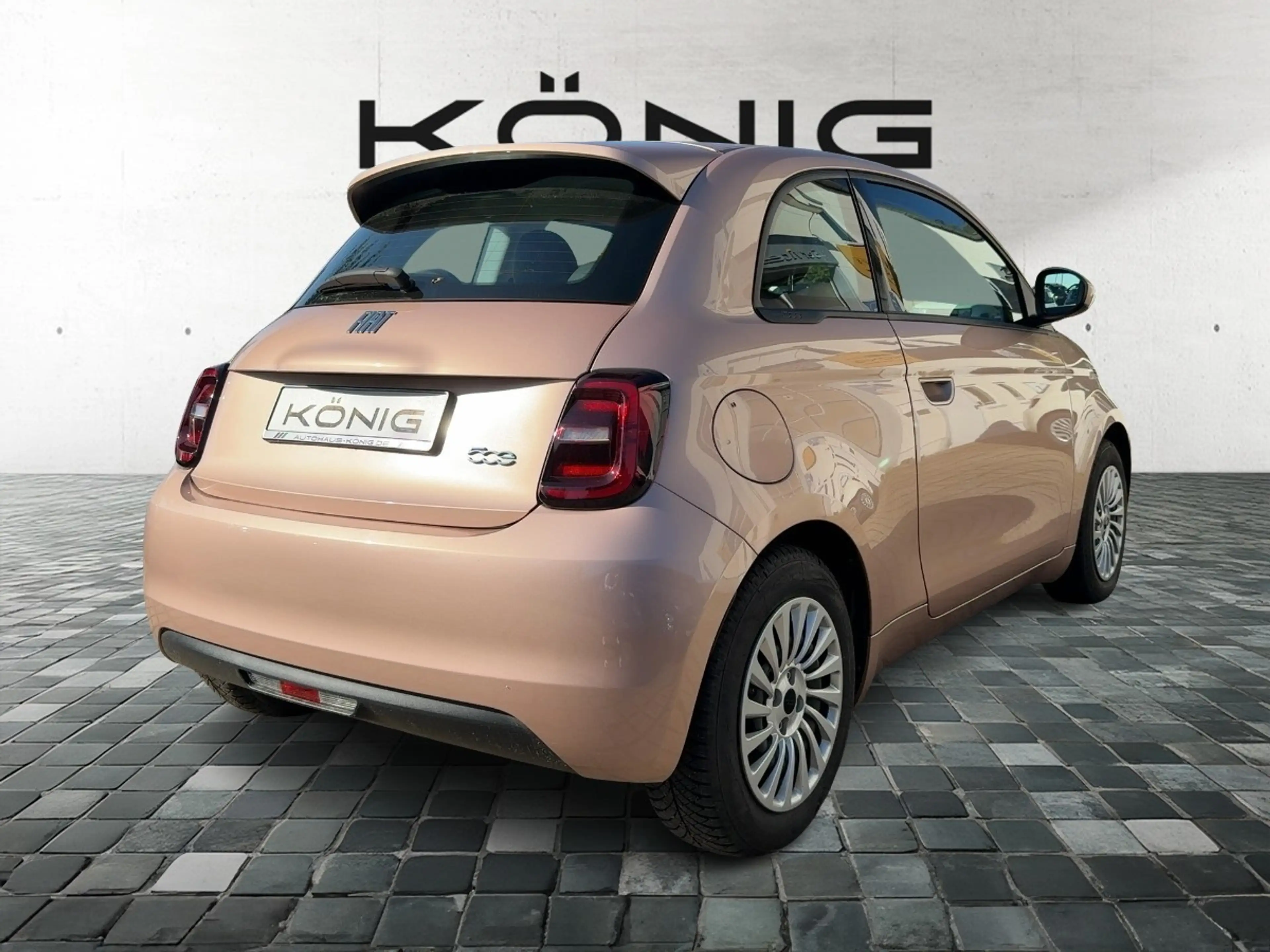 Fiat 500e Elektro 42 kWh  Klimaautomatik*Carplay — photo 4