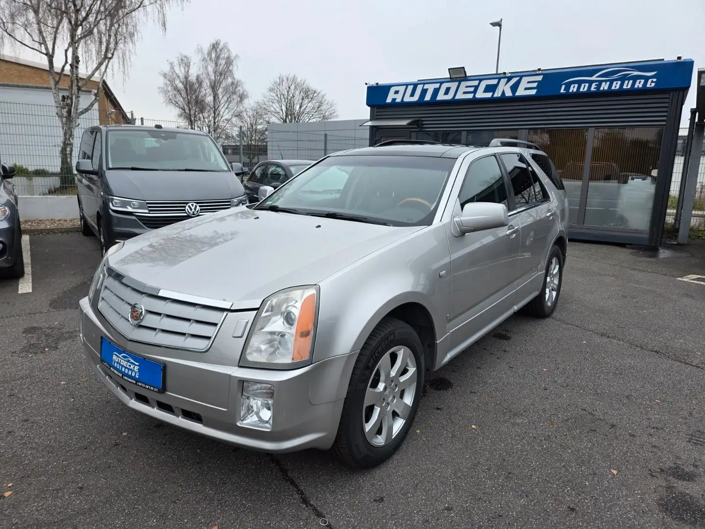 Cadillac SRX 3.6 V6 4WD Sport Luxury Autom. Silber - 1