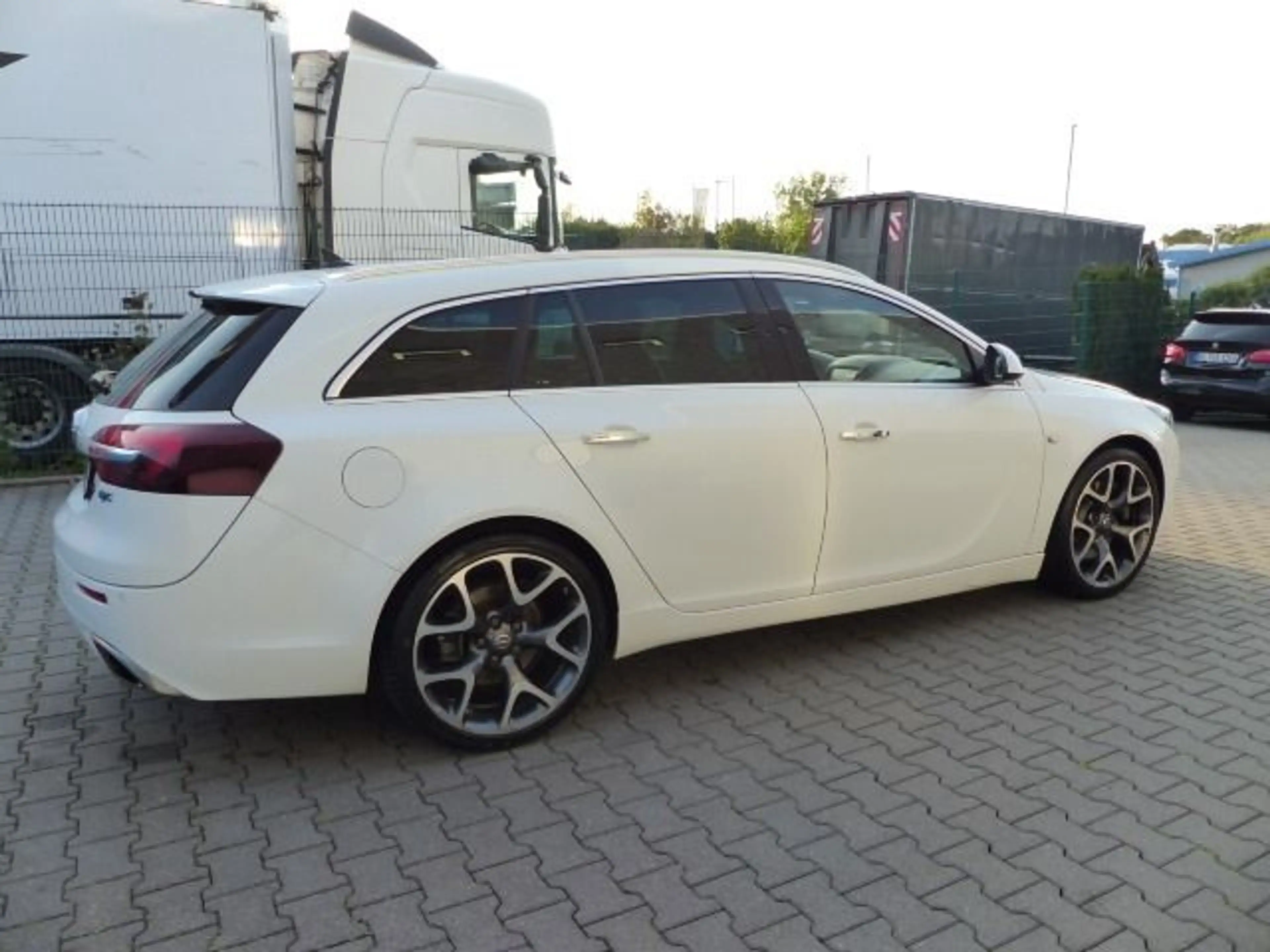Opel Insignia INSIGNIA .A-SPORTS.TOURER.OPC.4x4.KAMERA.NAVI.KL — photo 11