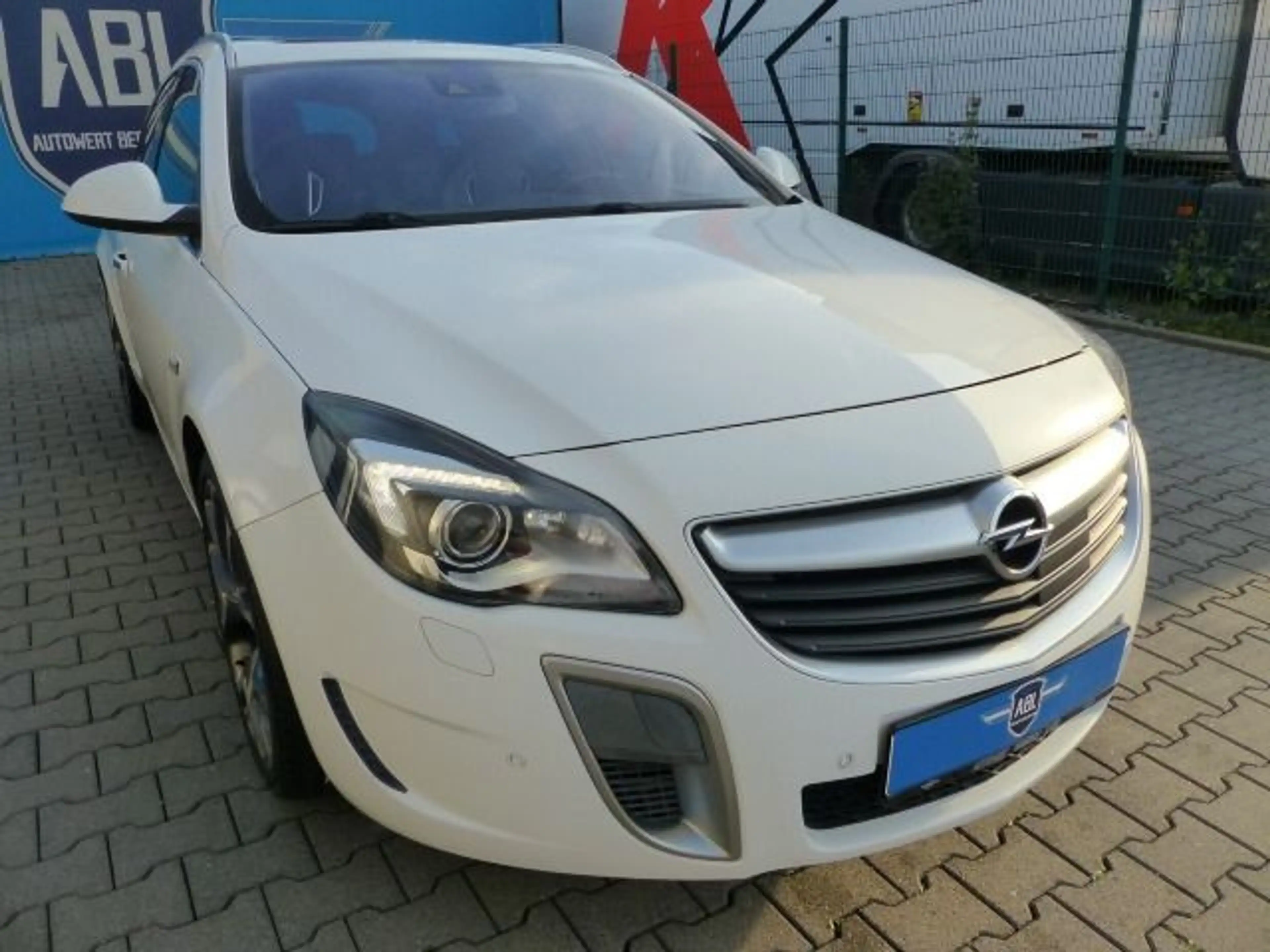 Opel Insignia INSIGNIA .A-SPORTS.TOURER.OPC.4x4.KAMERA.NAVI.KL — photo 4
