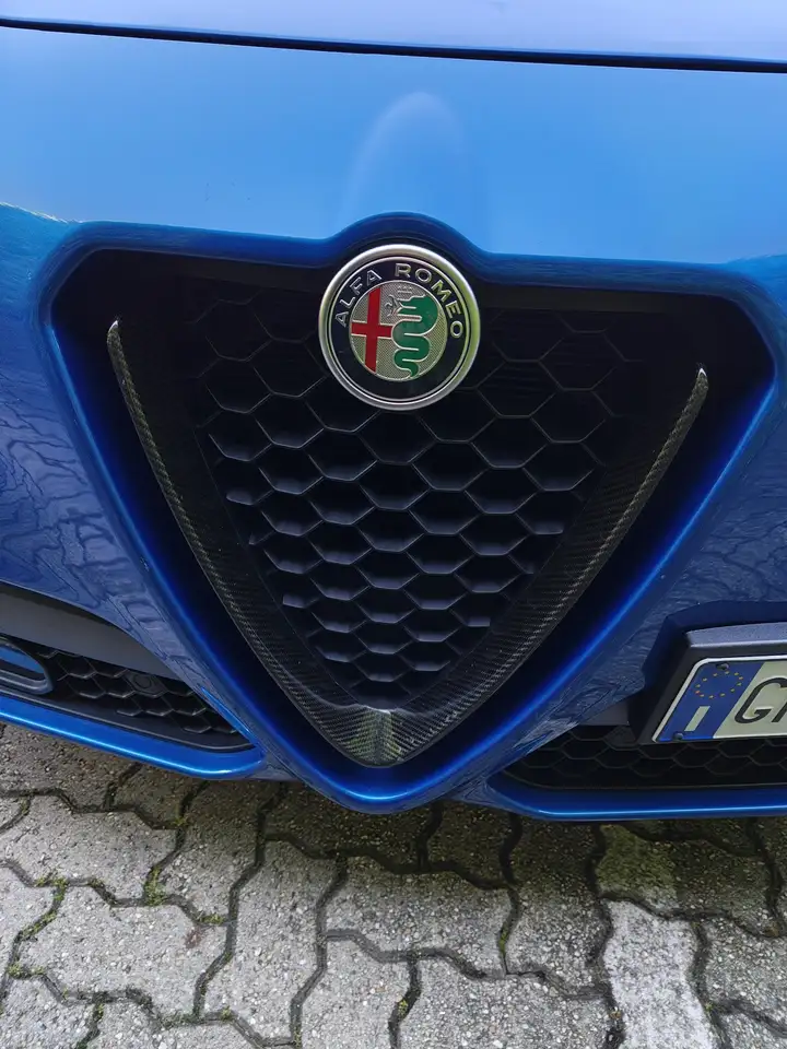 Alfa Romeo Stelvio 2022 — фото 9