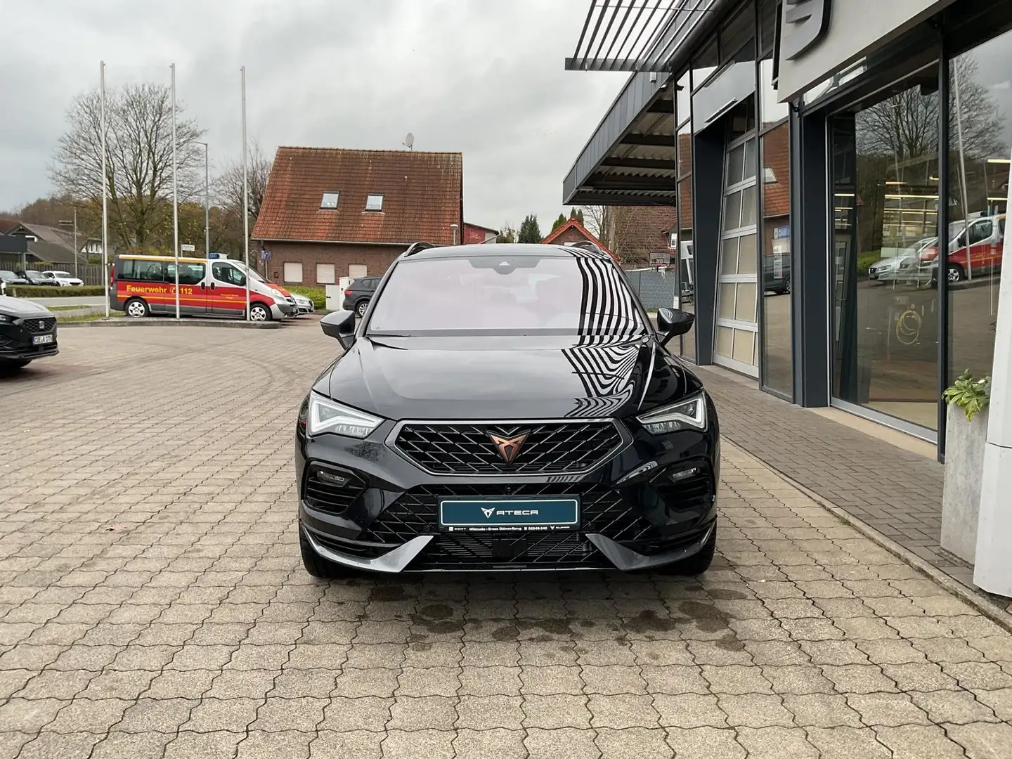 CUPRA Ateca VZ 2.0 TSI DSG 4Drive - AHK - Business Plus Schwarz - 2