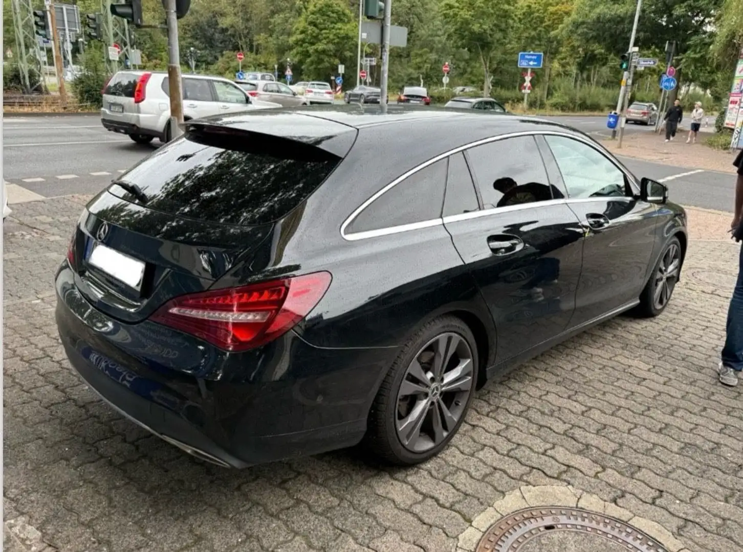 Mercedes-Benz CLA Shooting Brake CLA 220 CDI / d Black - 2