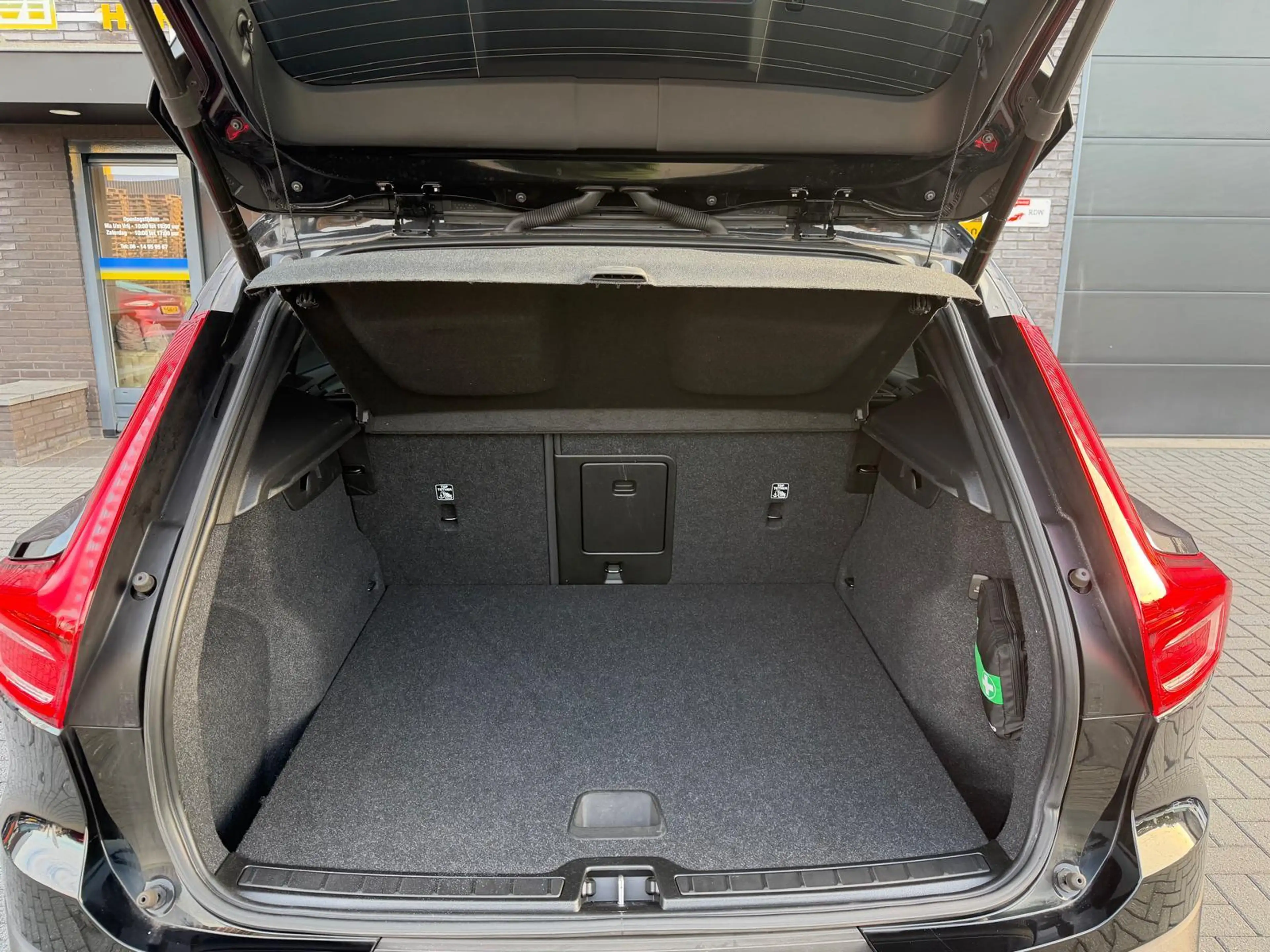 Volvo XC40 1.5 T2 R-Design | 1E EIGENAAR | 3/6/12MND GARANTIE — photo 10