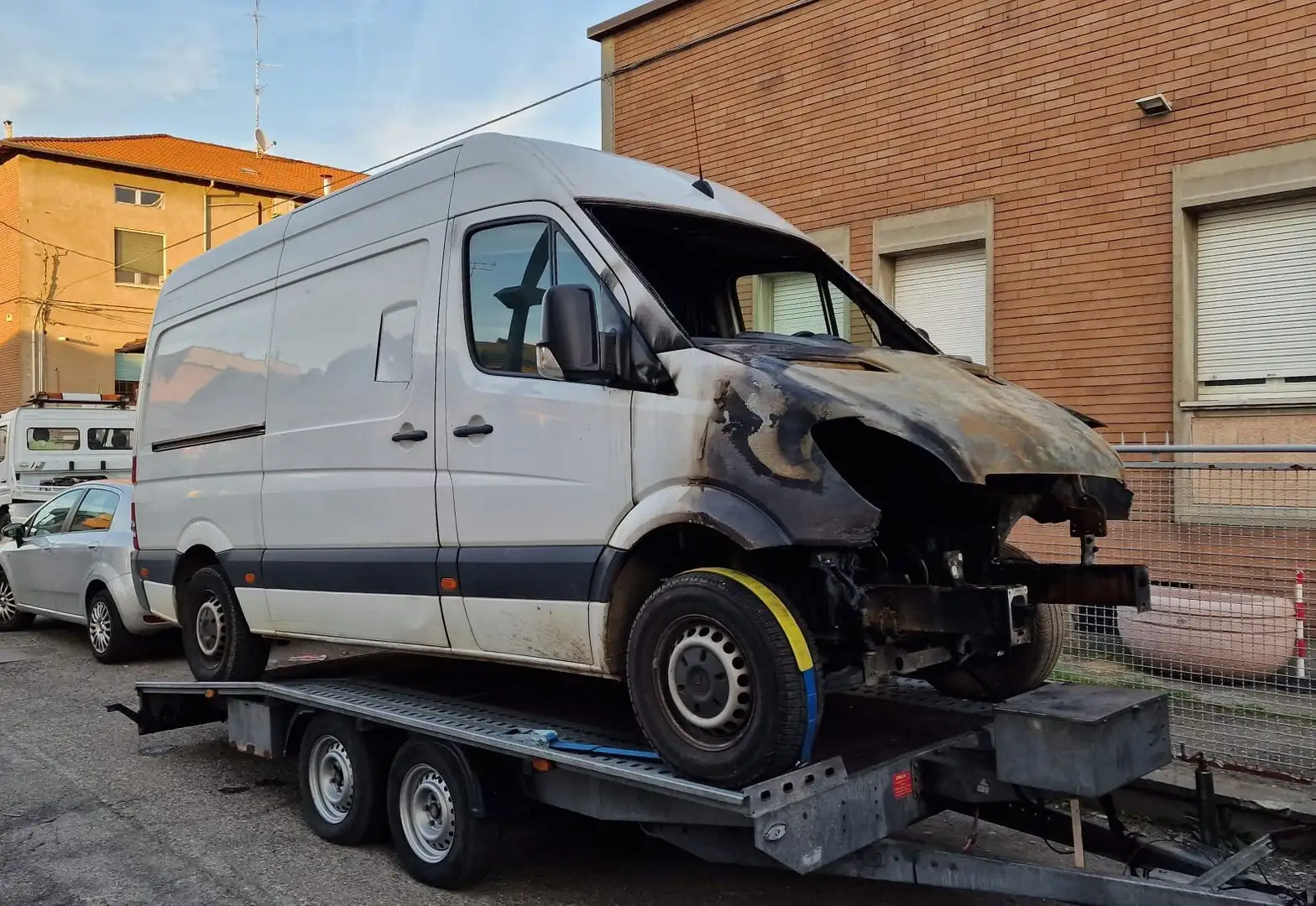 Mercedes-Benz Sprinter bruciato parte anteriore Blanc - 1