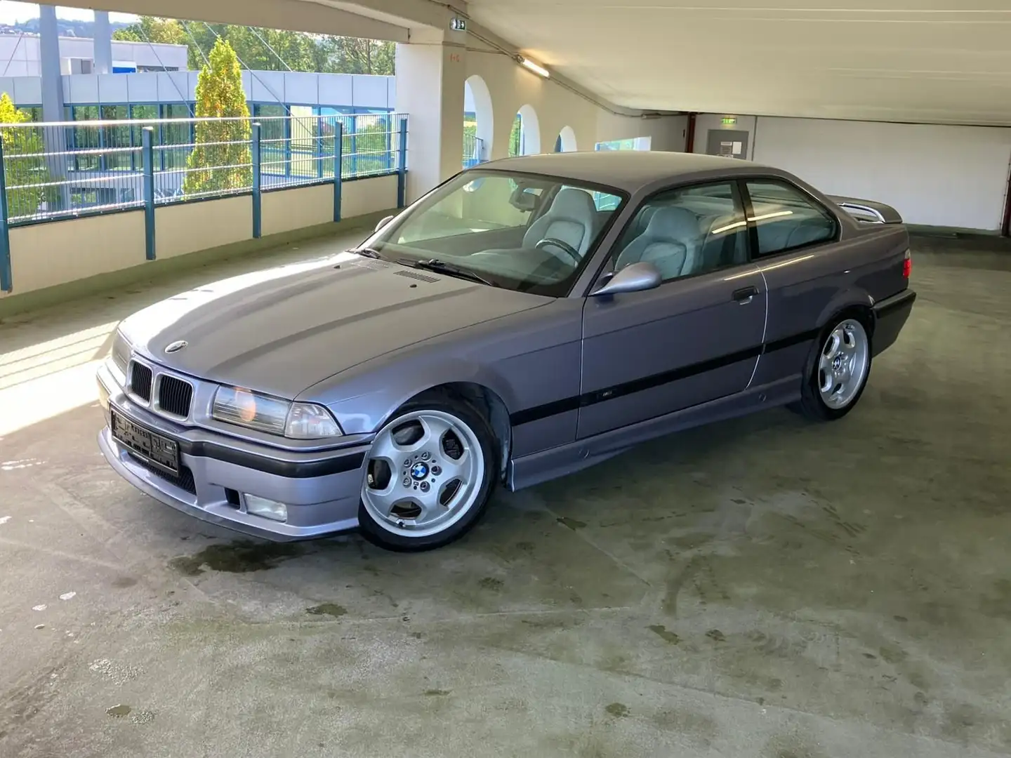 BMW M3 3.0 Coupe °Historie°Oldtimer°Deutsch° Argent - 1