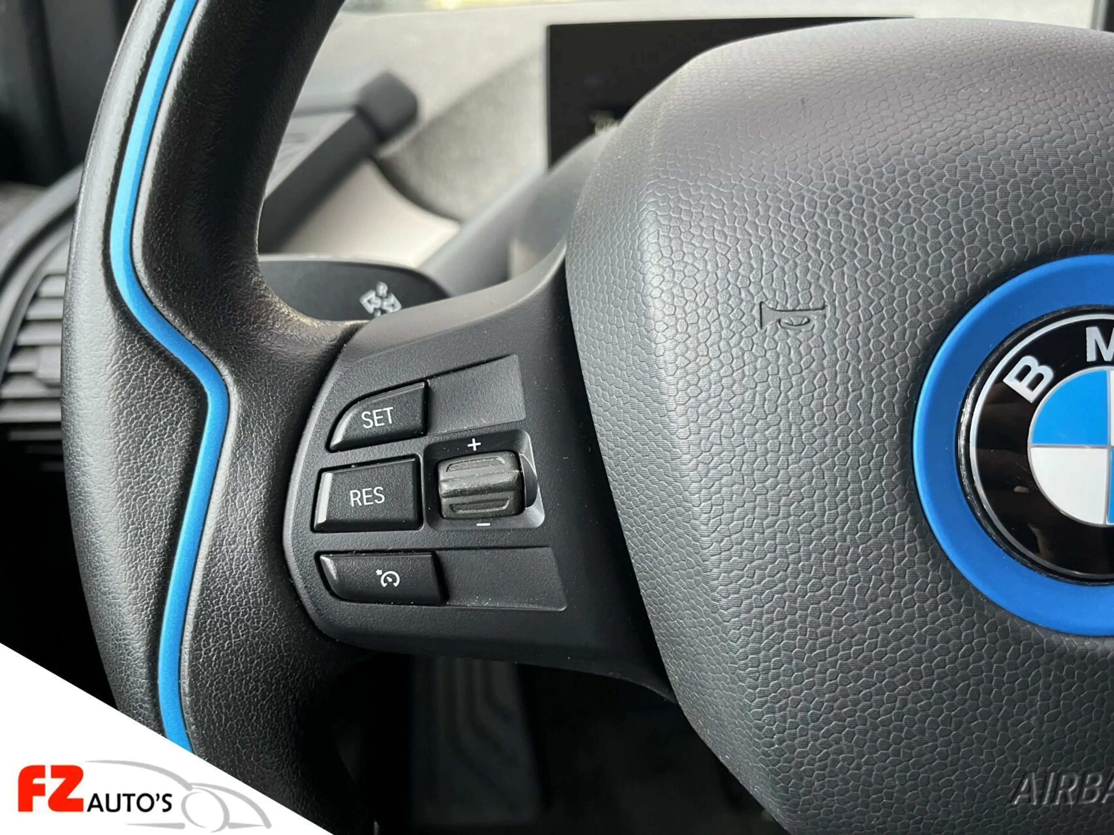 BMW i3 Basis Comfort 22 kWh — photo 19