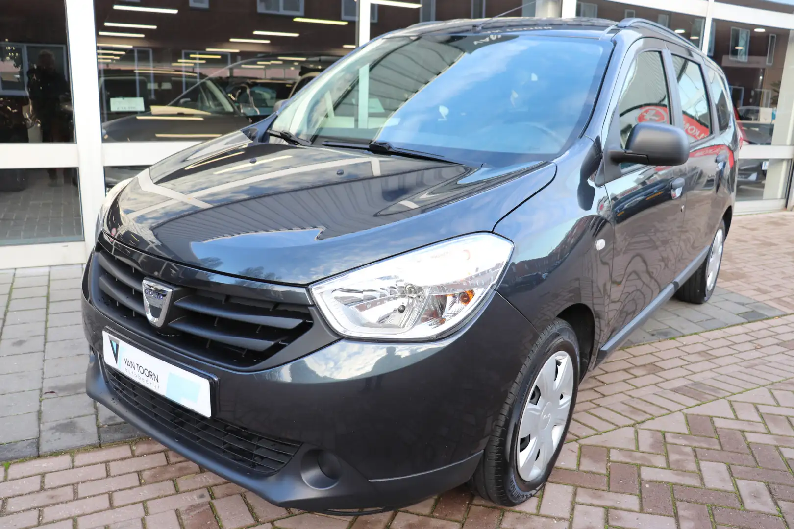Dacia Lodgy 1.2 TCe Ambiance 5p. Veel ruimte, goed onderhouden Grijs - 2