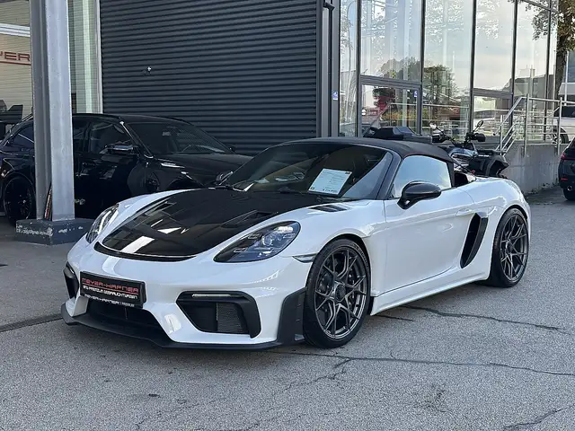 Porsche 718 Spyder RS Weissach PDK. !!!NUR750KM!!! / Lift / Kerami...