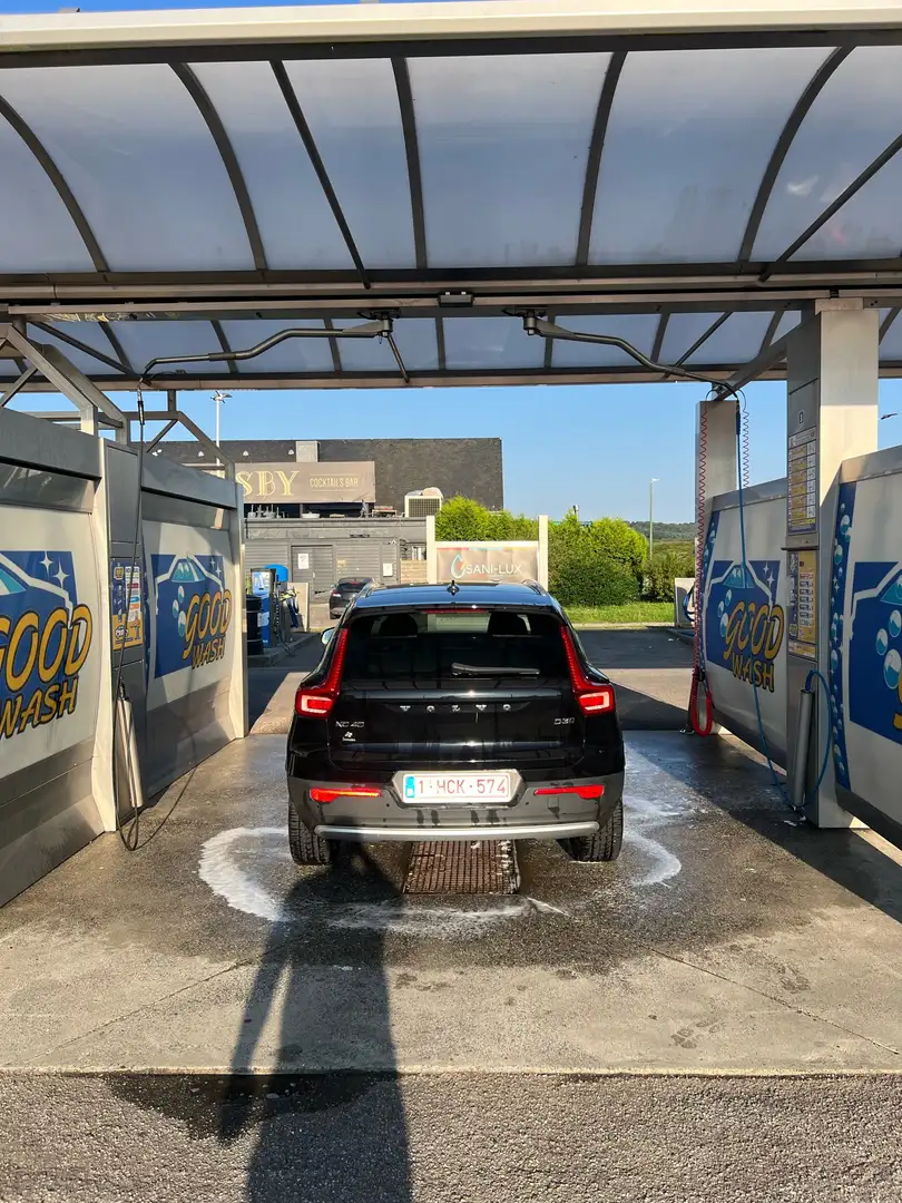 Volvo XC40 Momentum Pro Geartronic - 2