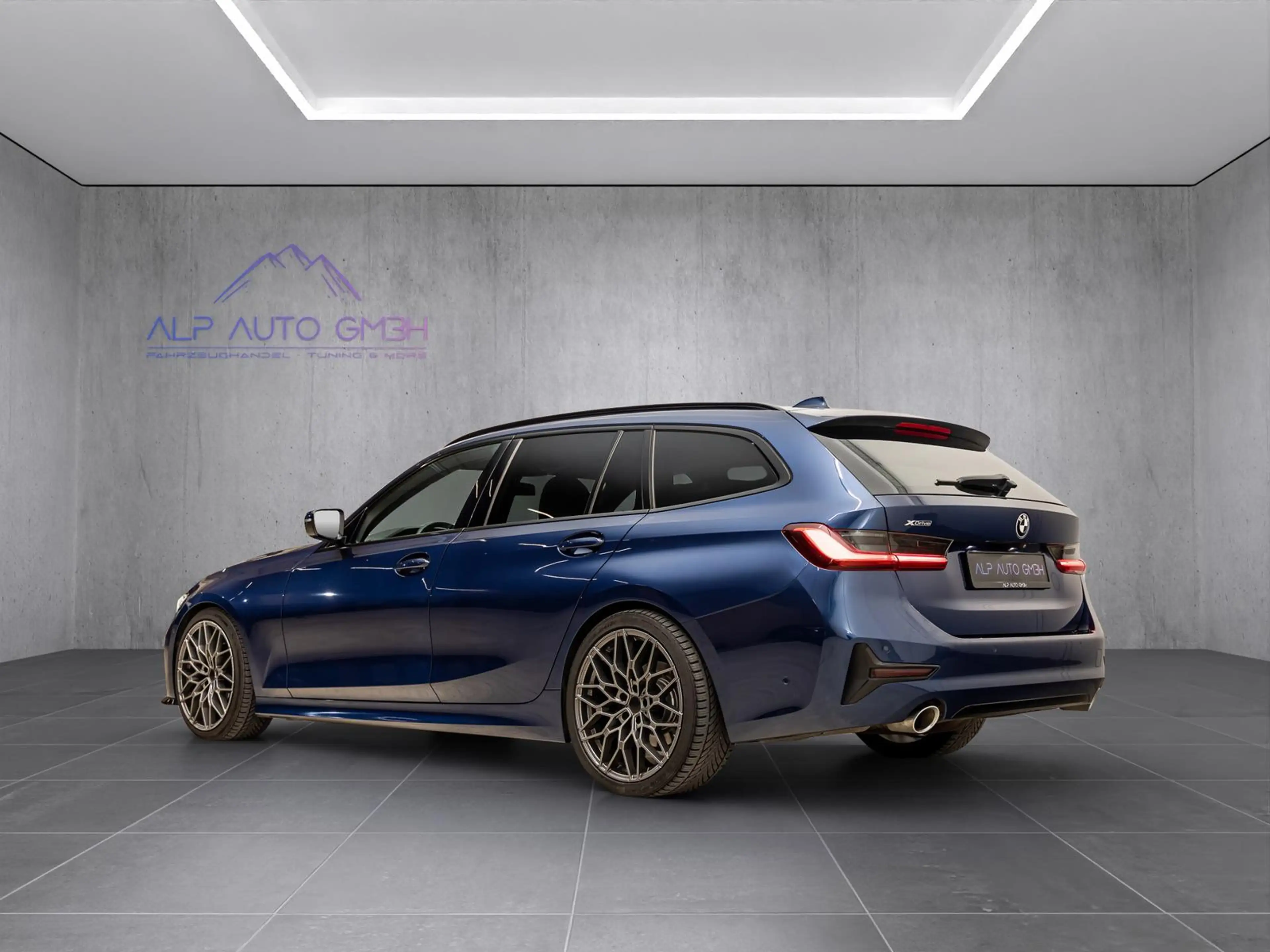 BMW 320 d xDrive Sport Line SHADOW/LED/KAM./AMBIENTE — photo 5