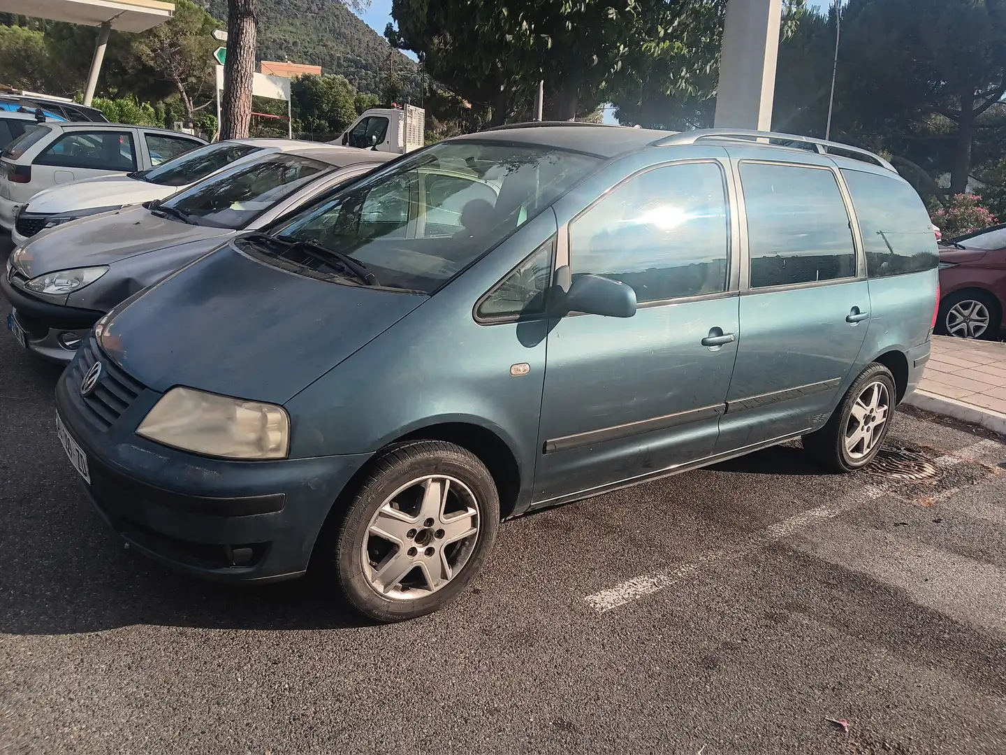 Volkswagen Sharan Sharan TDI 130 Confort Bleu - 2