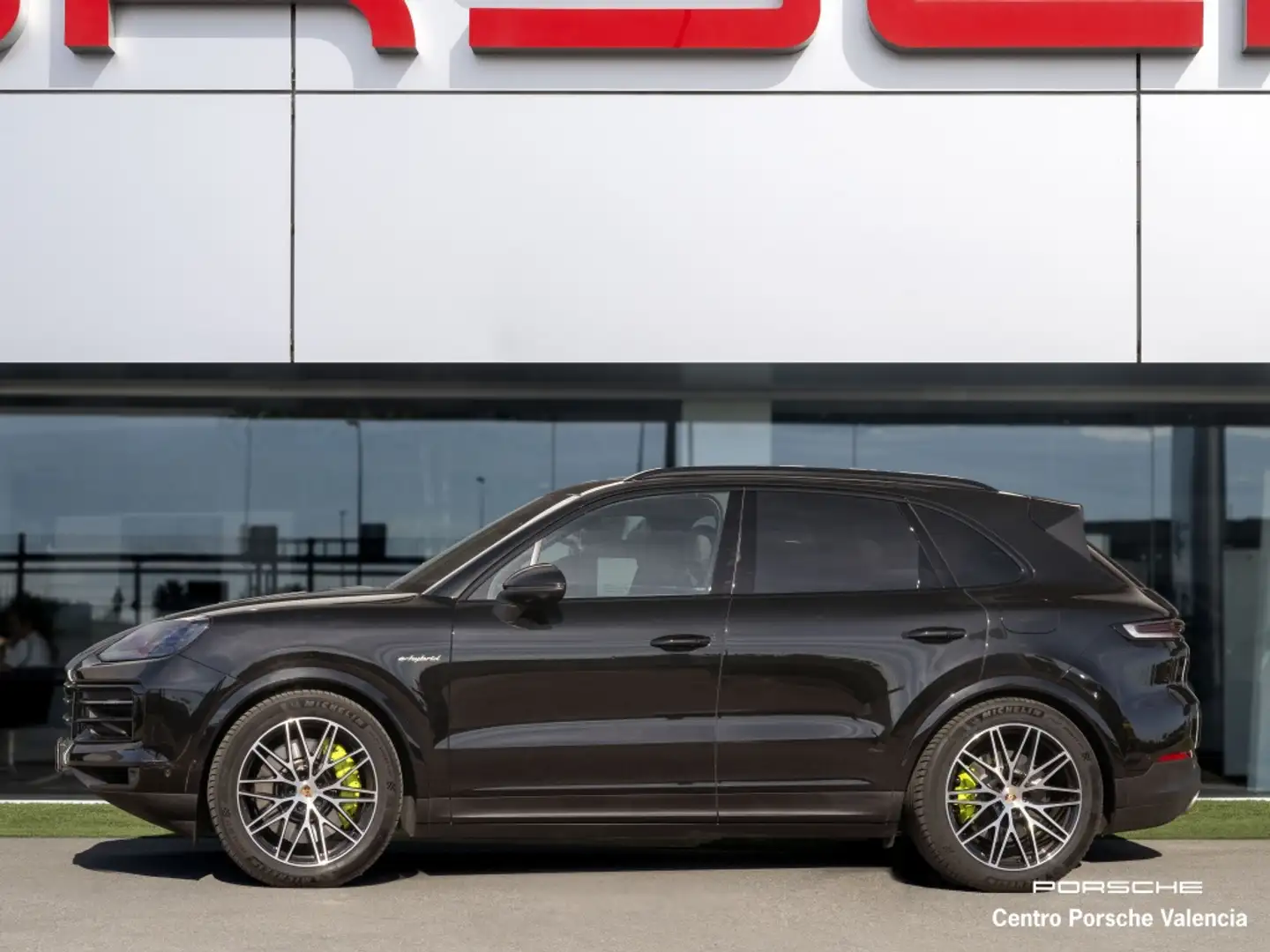 Porsche Cayenne S E-Hybrid Aut. Negro - 2