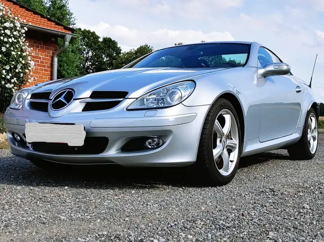 Mercedes-Benz SLK 350 nur 71.000 km, technisch und optisch TOP, 2. Hand