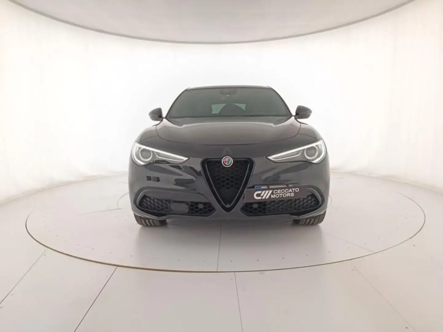Alfa Romeo Stelvio 2.2 t Veloce Q4 210cv auto Schwarz - 2