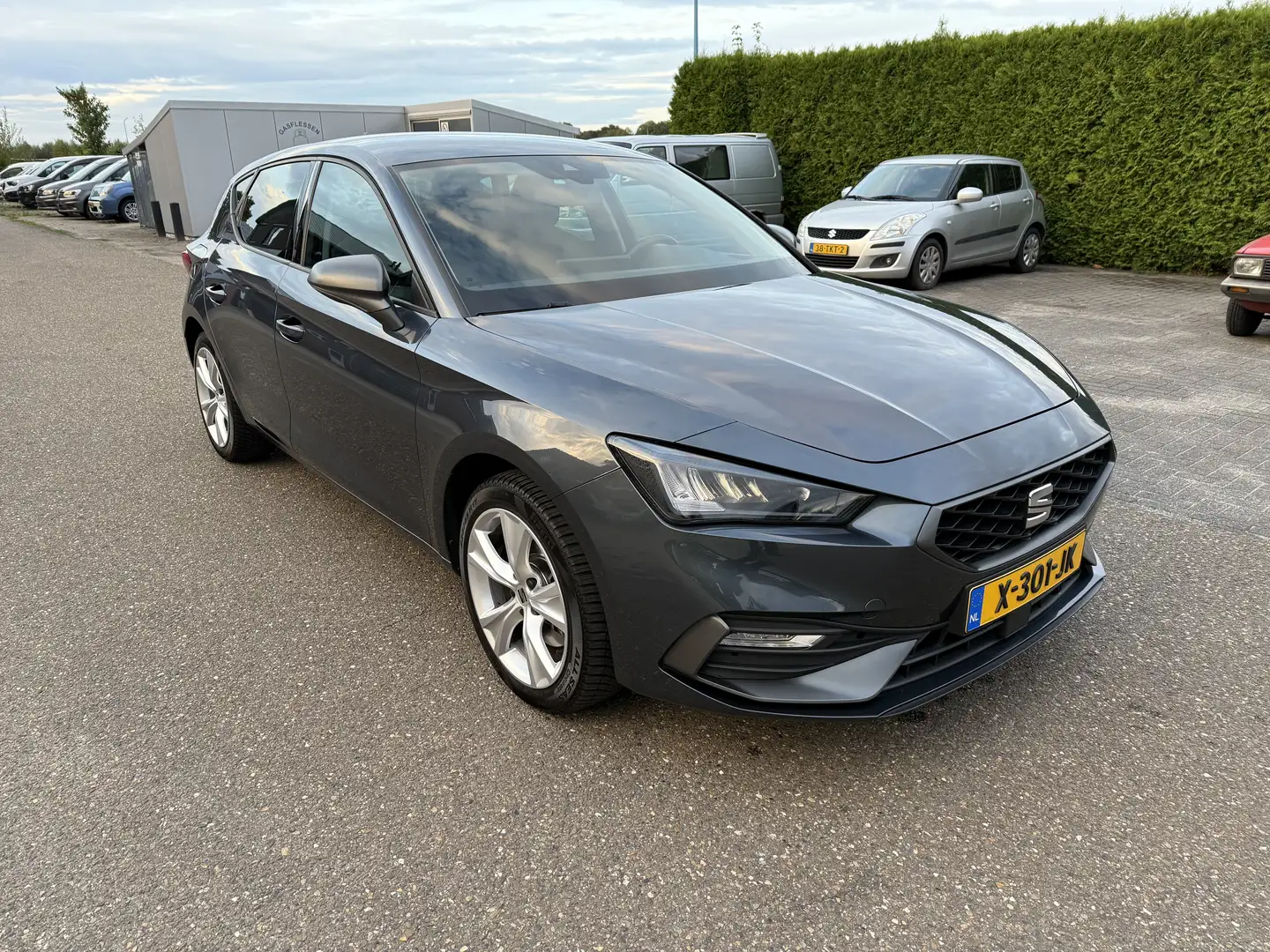 SEAT Leon e-Hybrid 1.4 TSI eHy. PHEV FR 204PK 2021 CAMERA|CARPLAY Gris - 1
