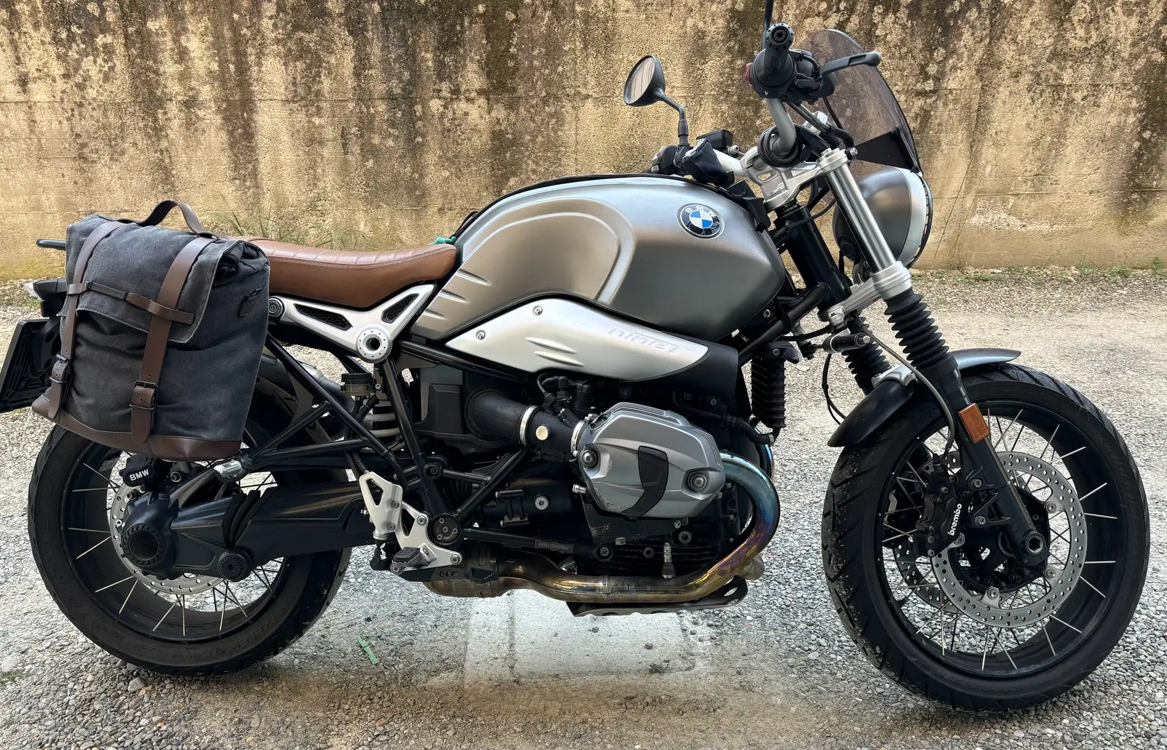 BMW R 12 nineT Scrambler Szary - 1