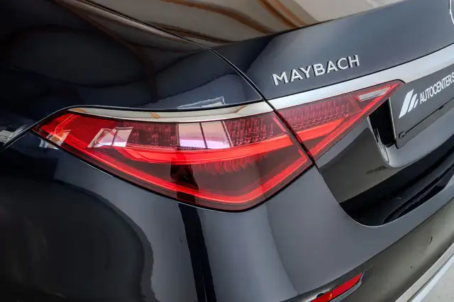 Mercedes-Benz S-Class view 13