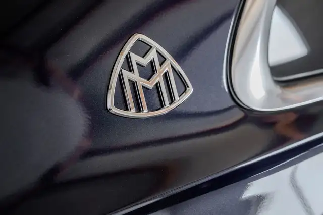 Mercedes-Benz S-Class view 15