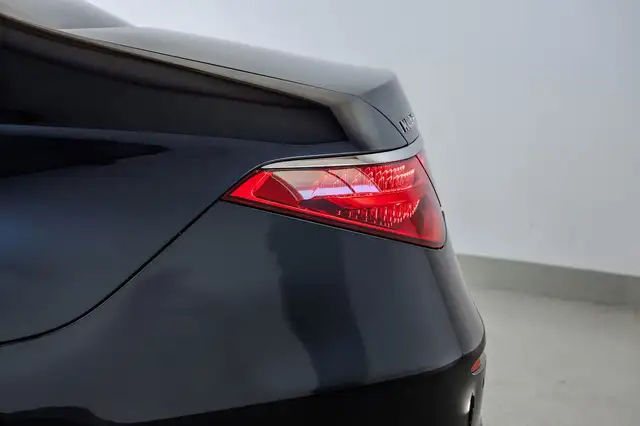 Mercedes-Benz S-Class view 12