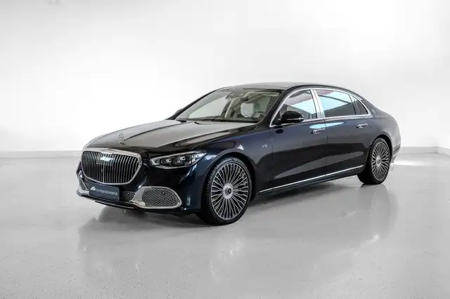 Mercedes-Benz S-Class view 3