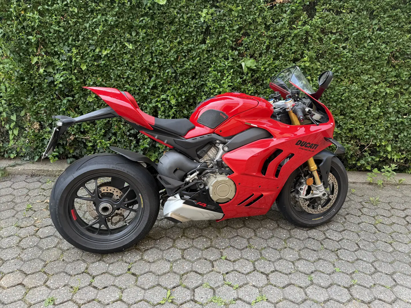 Ducati Panigale V4 S Rouge - 1