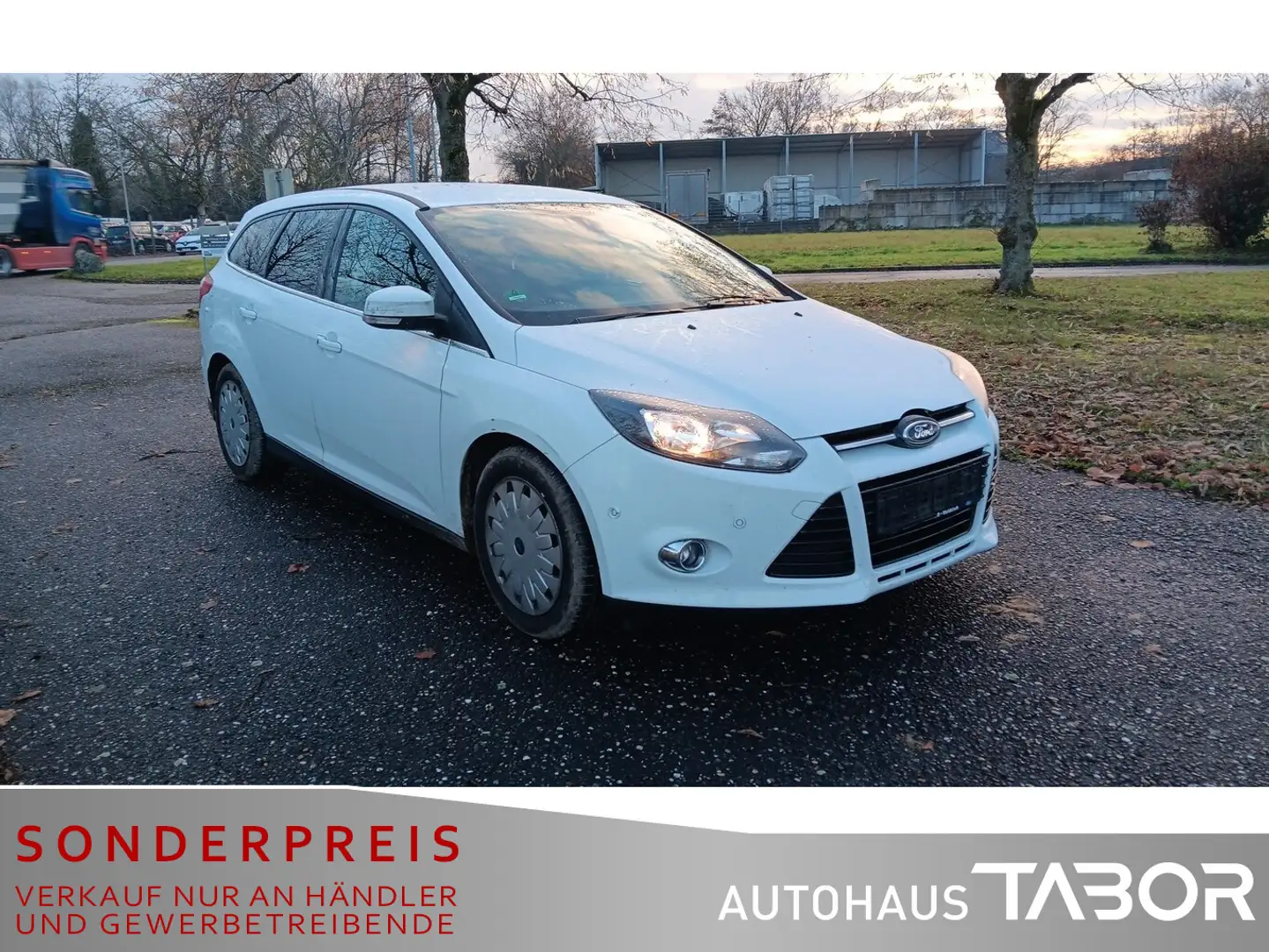 Ford Focus Turnier Titanium 1.6 TDCi AHK PDC SHZ Klim - 2