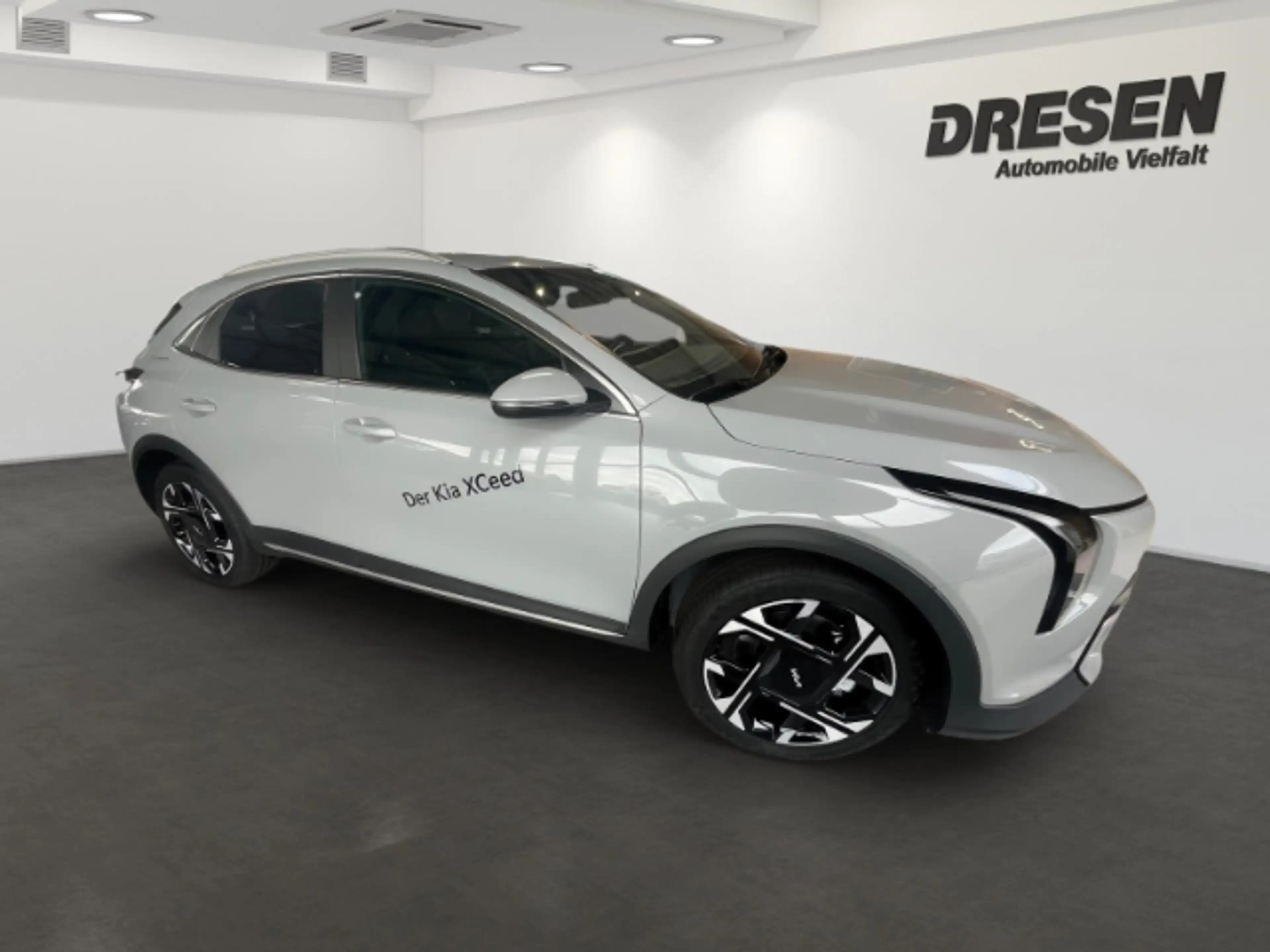 Kia XCeed Spirit 1.6T Navi,Klima,Kamera,DAB,Carplay,Tempomat — photo 2