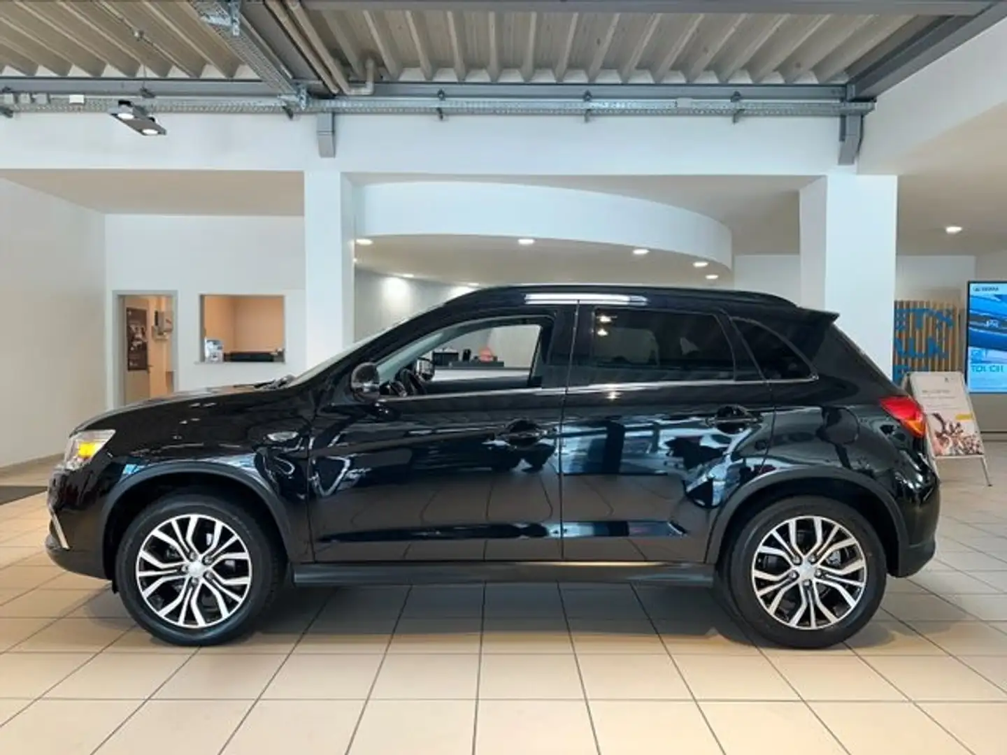 Mitsubishi ASX Diamant Edition+ (Kamera, AHK) - 2