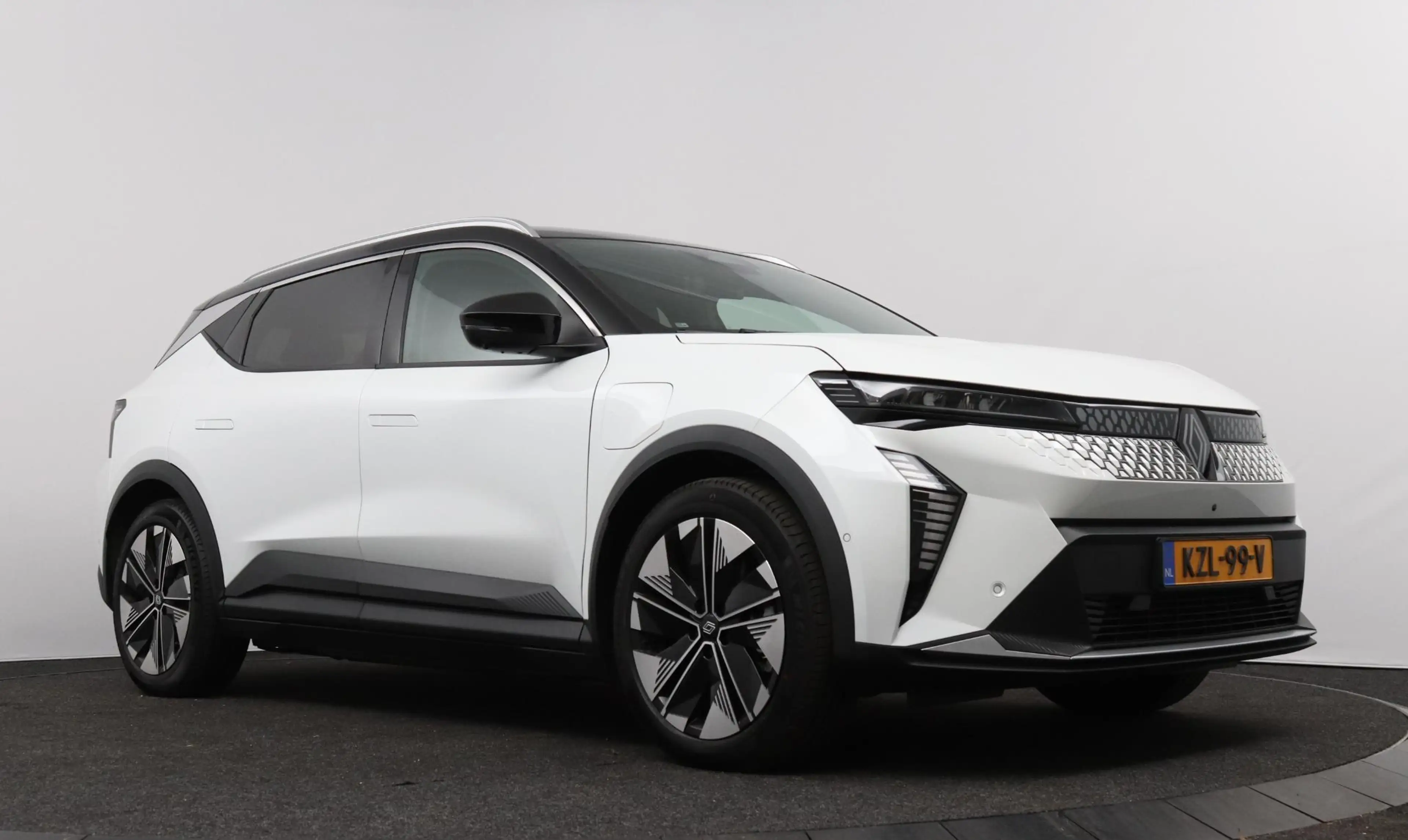 Renault Scenic E-Tech EV87 long range techno Pack Light & Sound | — photo 5