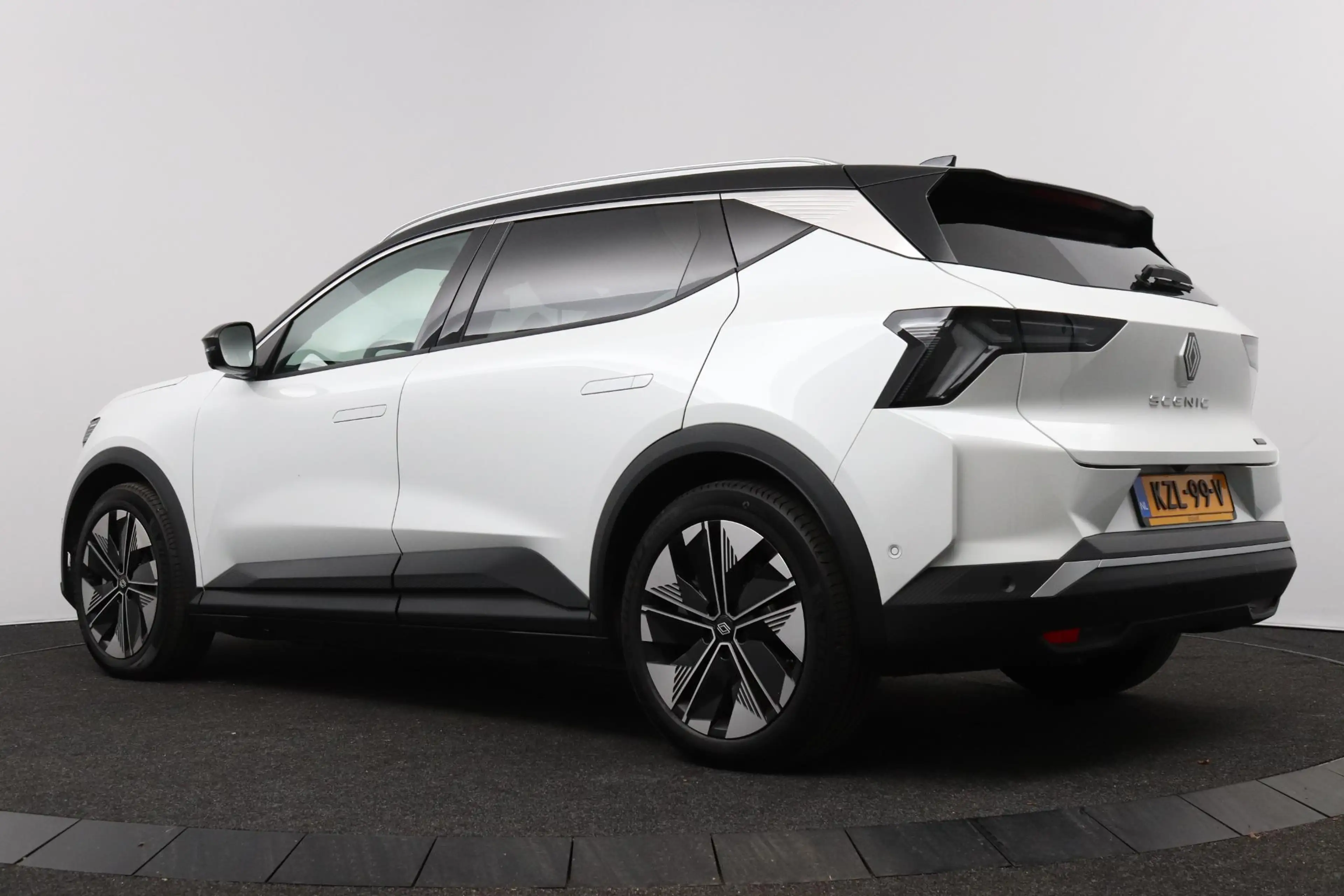 Renault Scenic E-Tech EV87 long range techno Pack Light & Sound | — photo 6