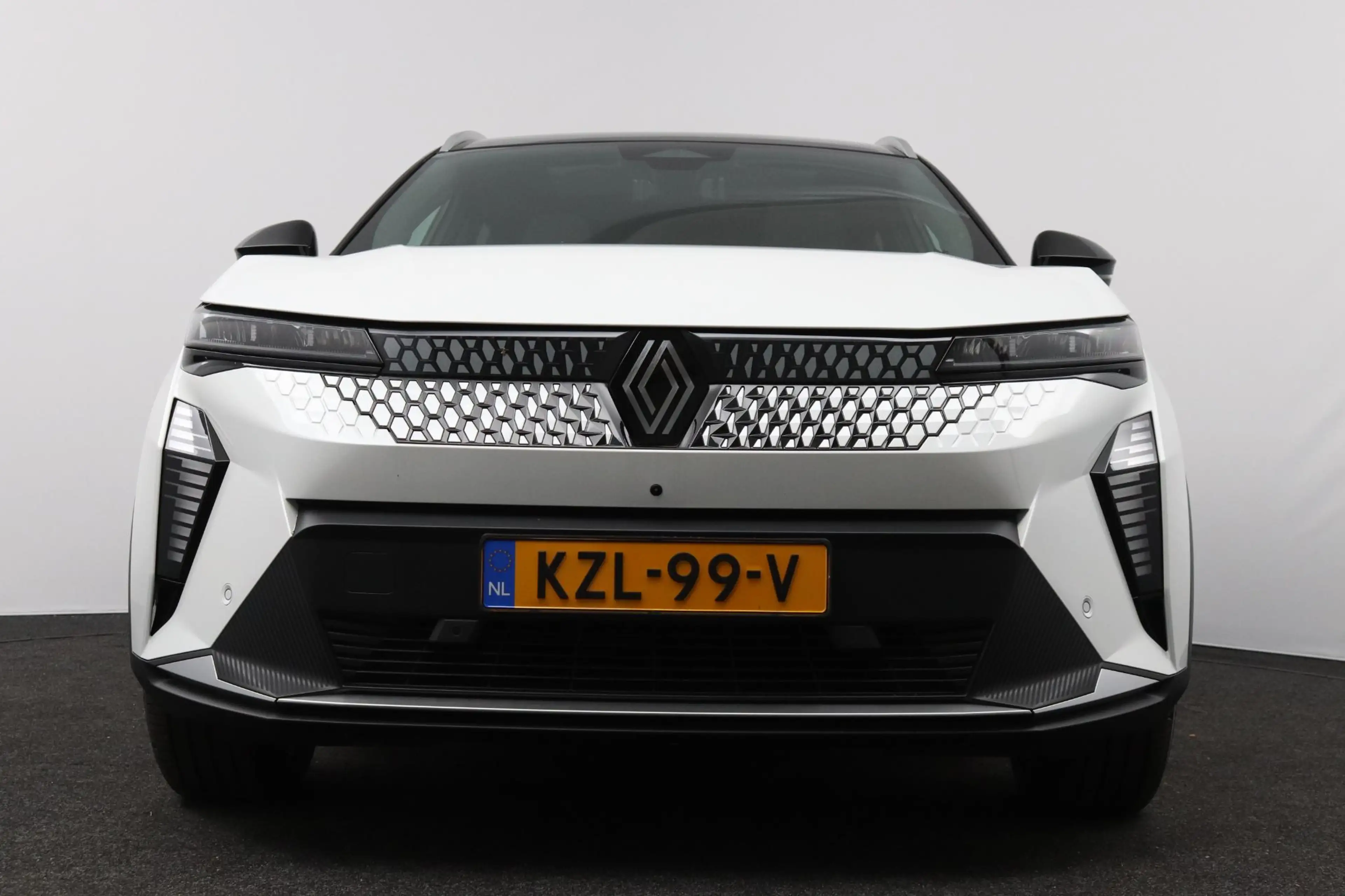 Renault Scenic E-Tech EV87 long range techno Pack Light & Sound | — photo 22