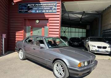 525 i 192CV CUIR CLIMATISATION ETAT NEUF