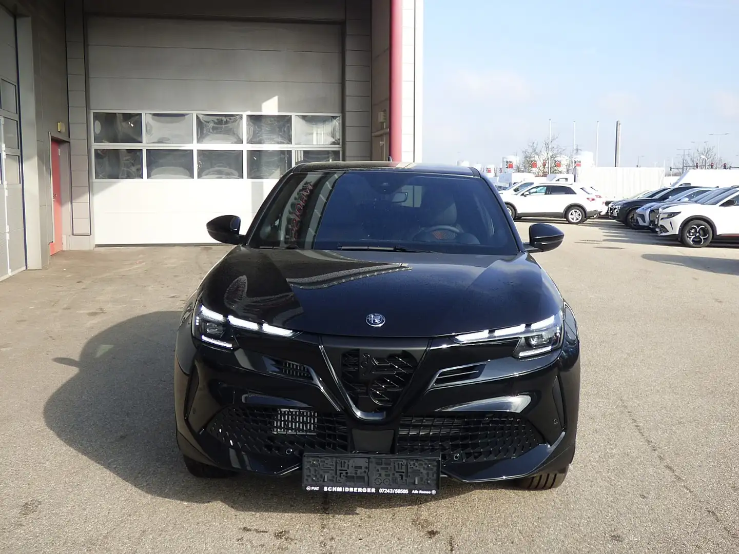 Alfa Romeo Junior Ibrida Speciale 1.2 MHEV e-DCT6 LAGER Negro - 2