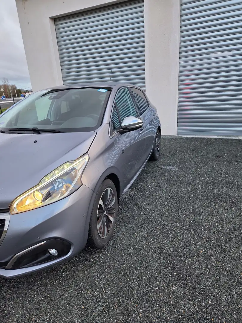 Peugeot 208 PureTech 110ch S&S BVM6 Tech Edition - 2