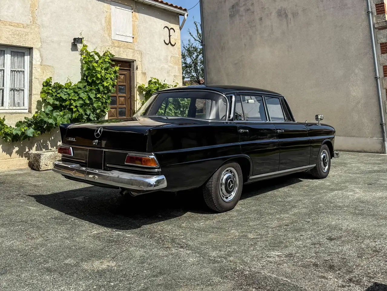 Mercedes-Benz 230 Mercedes 230 Heckflosse 1967, foto 5